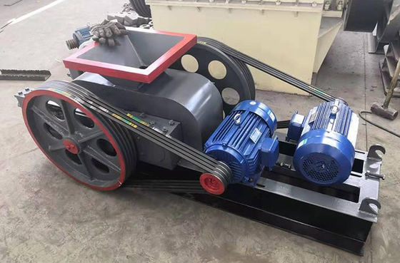Double Roller Stone Smooth Crusher Multi-function For Coal Coke Rock Stone